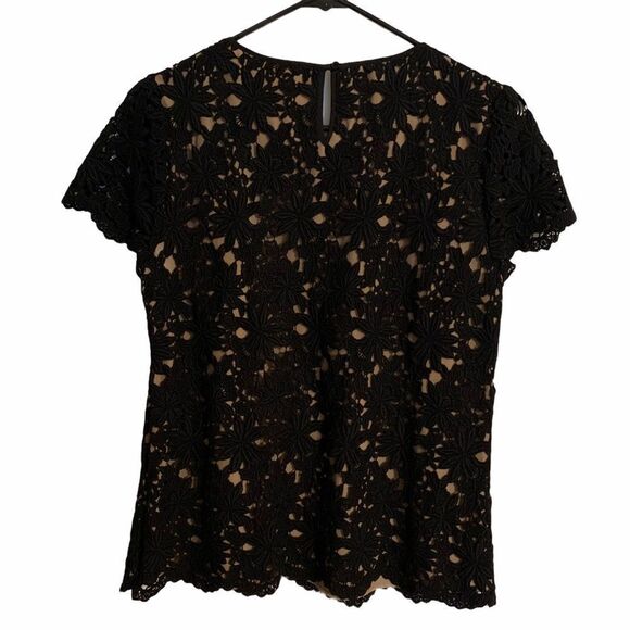 Talbots Black scalloped Lace Top lined size 8P - Picture 3 of 6
